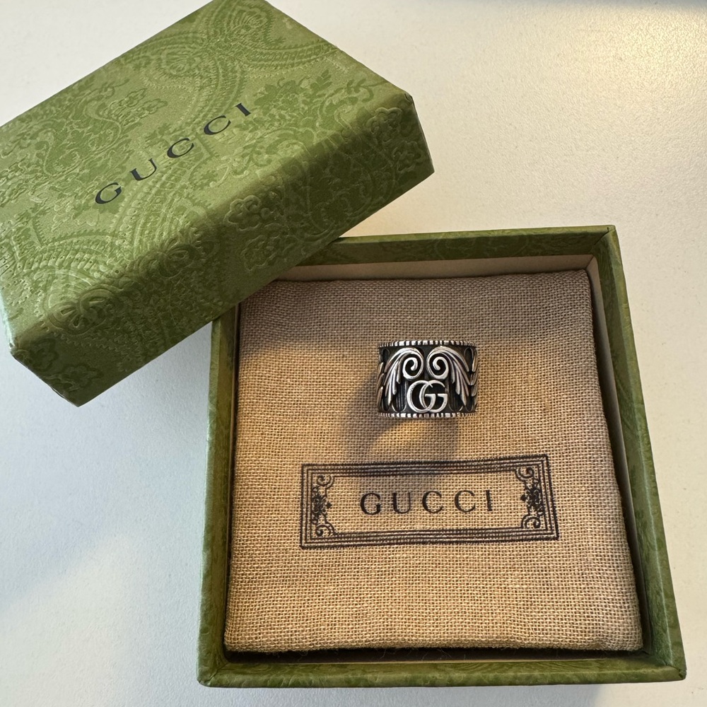 Gucci Double G Black and Silver Men's Ring